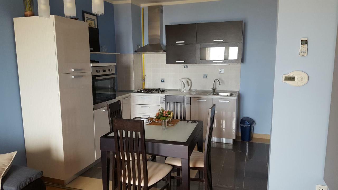 Kvarner Golden View Apartments มาทุลยี ภายนอก รูปภาพ